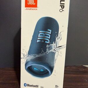 JBL Flip 6 Portable Speaker - Blue
